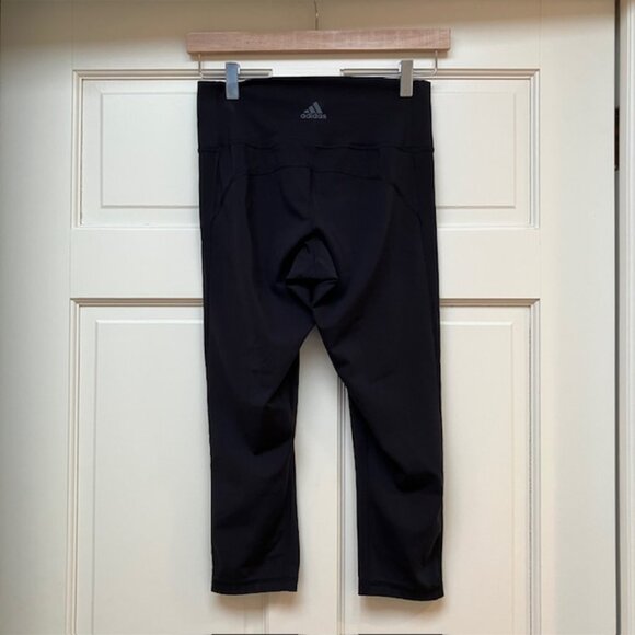 Adidas Crop leggings in Black size Small - Picture 3 of 10